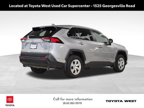 2022 Toyota RAV4 LE