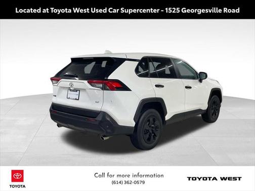 2023 Toyota RAV4 LE
