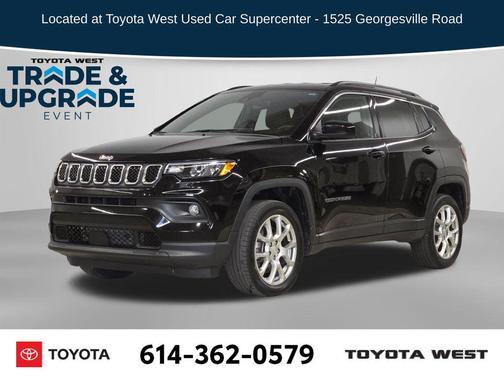 Diamond Black Crystal Pearlcoat 2023 Jeep Compass Latitude Lux