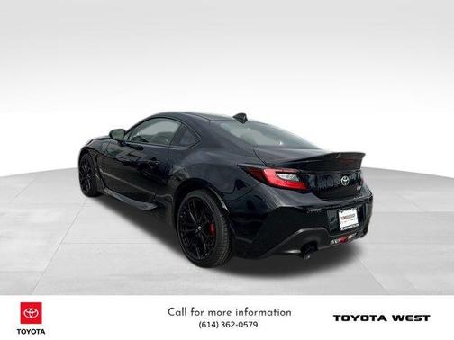 2025 Toyota GR86 Premium