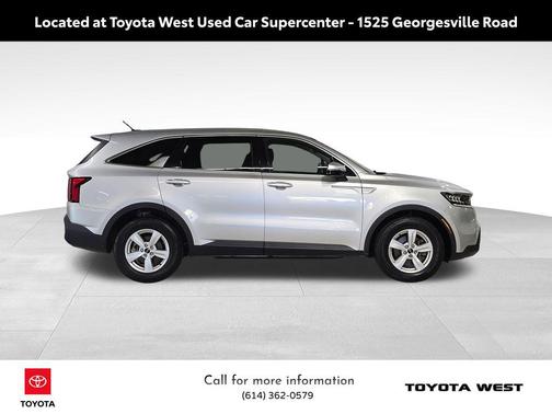 2022 Kia Sorento LX
