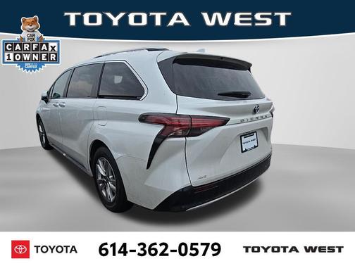 2023 Toyota Sienna Limited