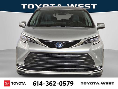 2023 Toyota Sienna Limited