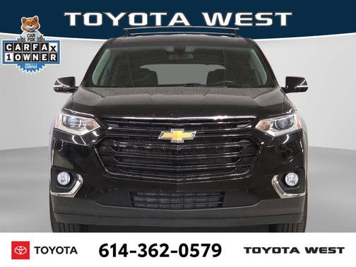 Mosaic Black Metallic 2020 Chevrolet Traverse LT Cloth