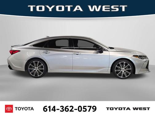Celestial Silver Metallic 2019 Toyota Avalon XSE