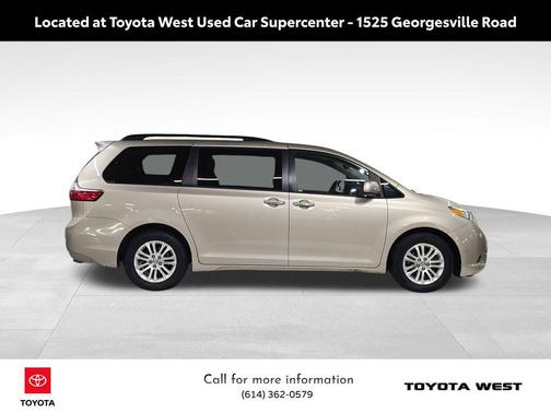 2017 Toyota Sienna XLE