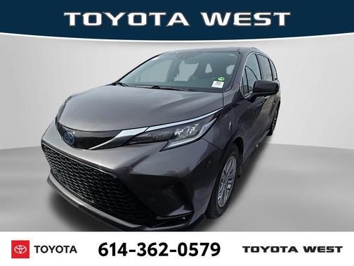 2022 Toyota Sienna XSE 7 Passenger