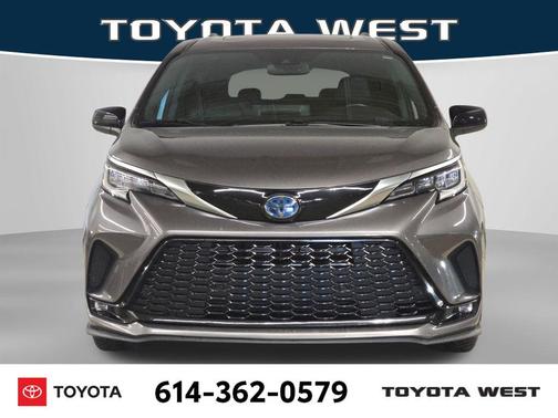 2022 Toyota Sienna XSE 7 Passenger