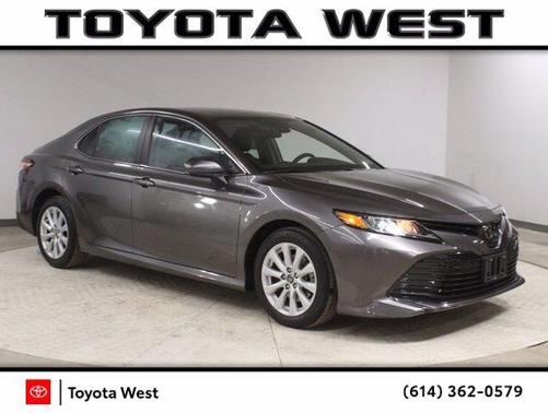 Photo 1 of 26 of 2020 Toyota Camry LE
