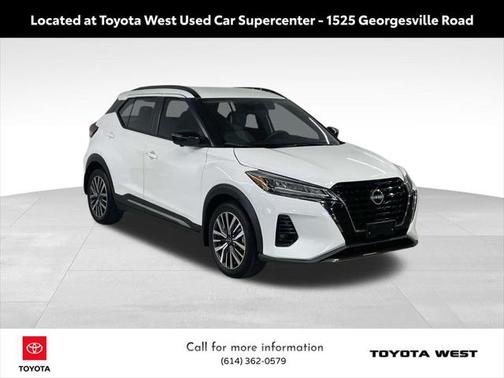 2023 Nissan Kicks SR
