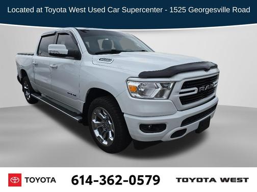 Bright White Clearcoat 2019 RAM 1500 Big Horn