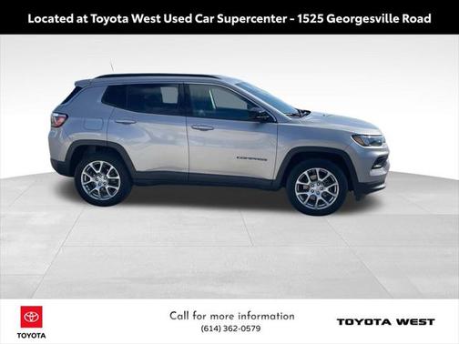 2022 Jeep Compass Latitude Lux