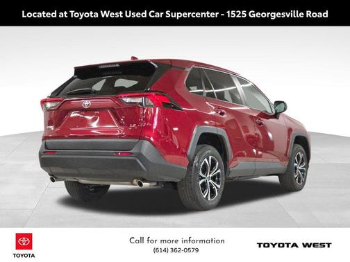 2022 Toyota RAV4 LE