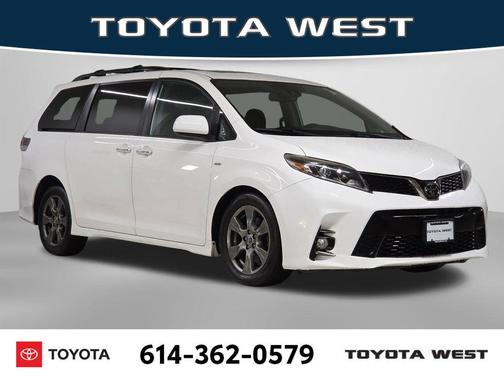 Super White 2019 Toyota Sienna SE Premium