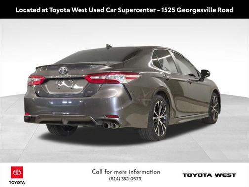 2020 Toyota Camry SE