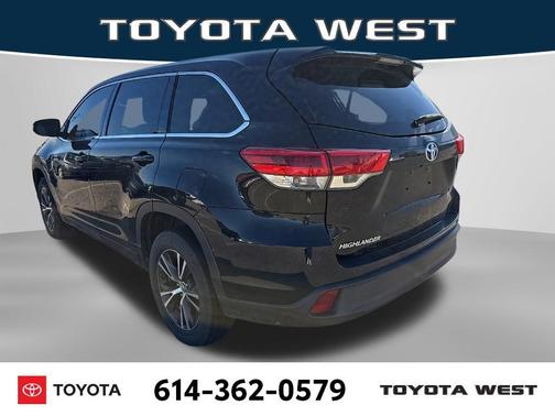 2017 Toyota Highlander LE I4