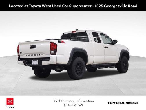 2022 Toyota Tacoma SR