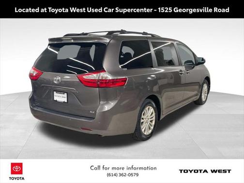 2017 Toyota Sienna XLE Premium