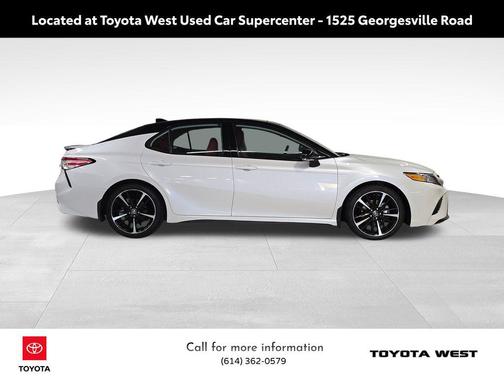 2020 Toyota Camry XSE