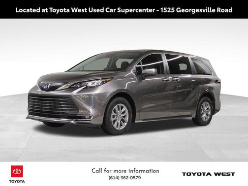 2022 Toyota Sienna XLE