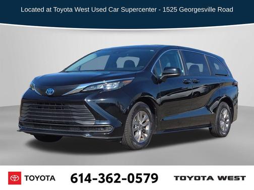 Midnight Black Metallic 2025 Toyota Sienna LE
