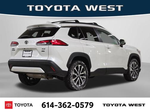2024 Toyota Corolla Cross XLE