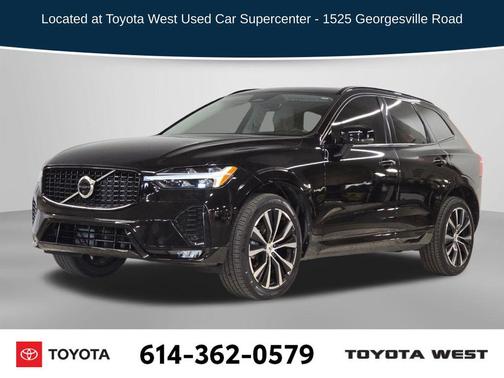 Onyx Black Metallic 2023 Volvo XC60 B5 Plus Dark Theme