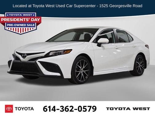 2022 Toyota Camry SE