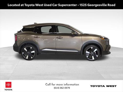 2025 Nissan Kicks SR