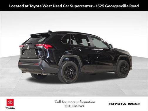 2022 Toyota RAV4 LE