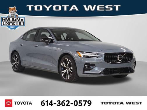 2024 Volvo S60 B5 Core Dark Theme