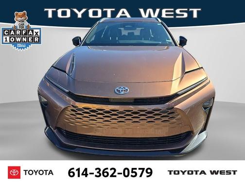 2025 Toyota Crown Signia XLE