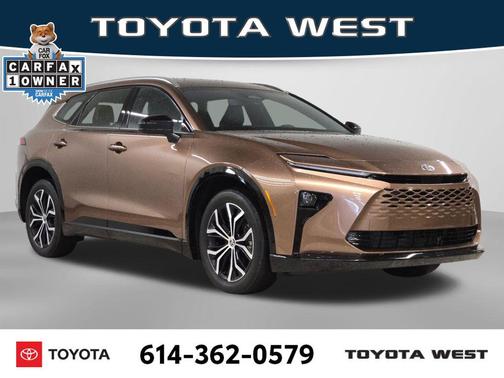 2025 Toyota Crown Signia XLE