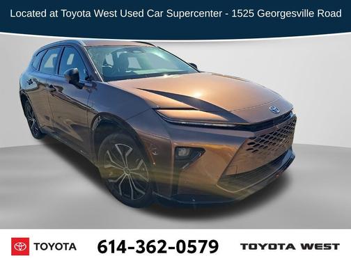 2025 Toyota Crown Signia XLE