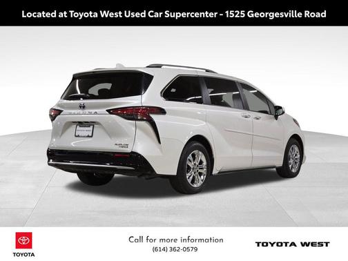 2024 Toyota Sienna Platinum