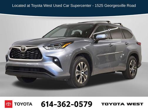 Moon Dust 2022 Toyota Highlander XLE