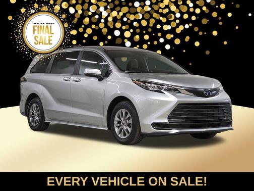 2025 Toyota Sienna LE