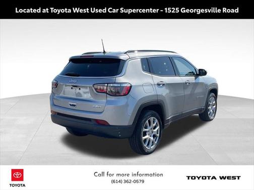 2022 Jeep Compass Latitude Lux
