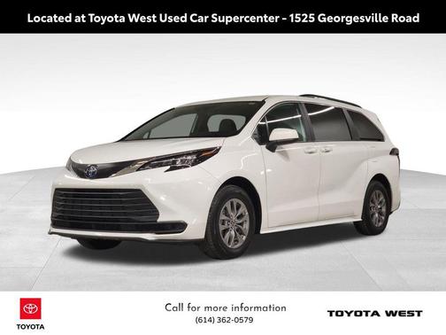 2025 Toyota Sienna LE