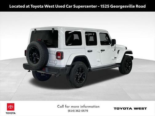 2023 Jeep Wrangler 4-Door Sahara Altitude 4x4