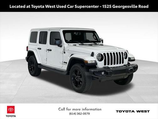 2023 Jeep Wrangler 4-Door Sahara Altitude 4x4