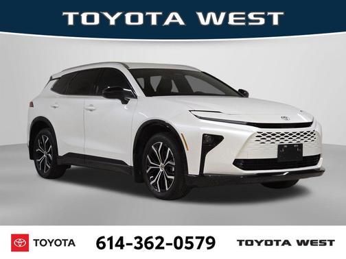 2025 Toyota Crown Signia XLE