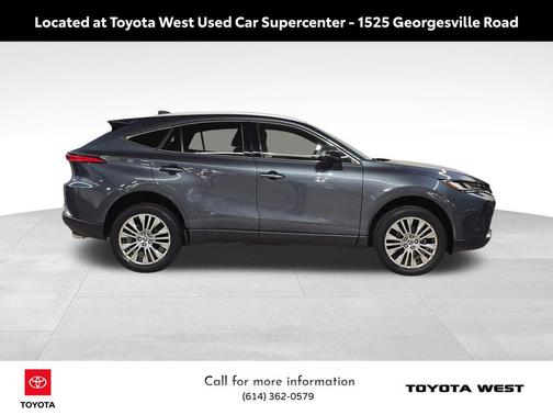 2022 Toyota Venza XLE