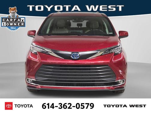 2022 Toyota Sienna XLE