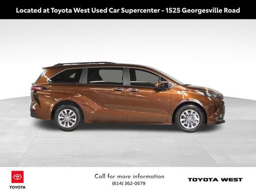 2024 Toyota Sienna XLE 8 Passenger