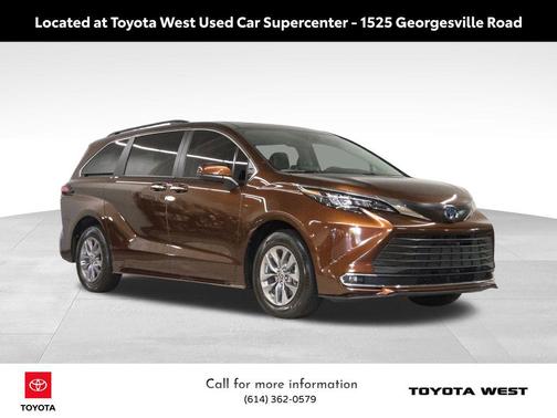 2024 Toyota Sienna XLE 8 Passenger