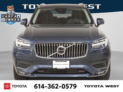 2021 Volvo XC90 T6 Momentum