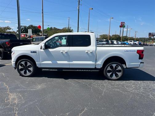 2025 Ford F-150 Lightning Platinum