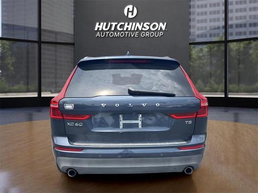 2019 Volvo XC60 T5 Momentum