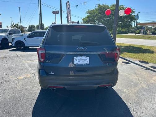 BLUE JEANS METALLIC 2017 Ford Explorer XLT